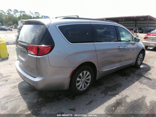 2C4RC1BG4HR613853 Chrysler Pacifica Touring-l