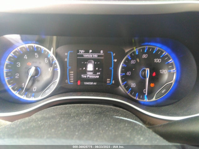 2C4RC1BG4HR613853 Chrysler Pacifica Touring-l