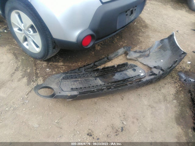 KIA Soul 2014 KNDJN2A26E7737719 Image 12