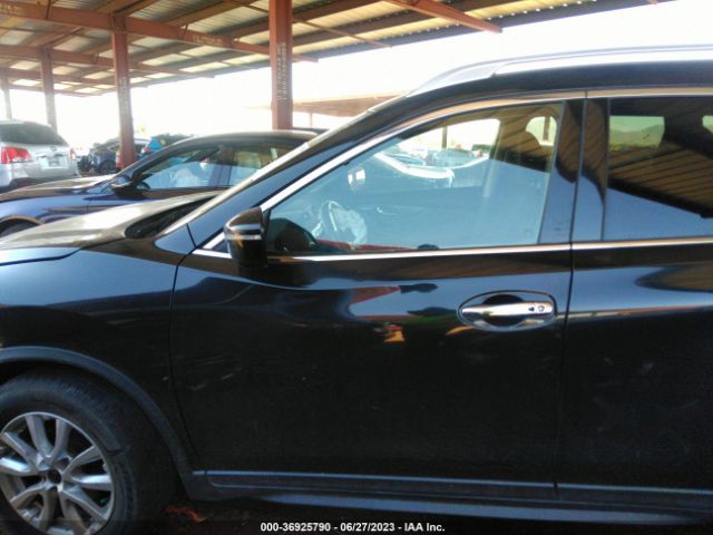 KNMAT2MT9KP514712 Nissan ROGUE SV