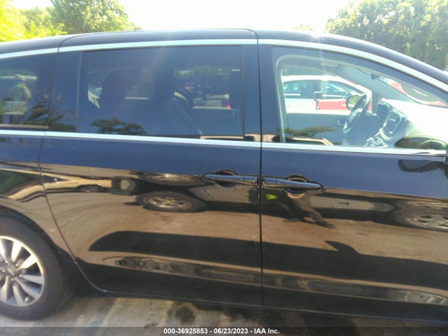 Chrysler Pacifica Hybrid Touring L 2022 2C4RC1L75NR143701 Image 13