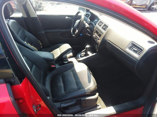 3VWD17AJ0EM415853 Volkswagen Jetta Sedan Se