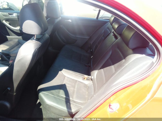 3VWD17AJ0EM415853 Volkswagen Jetta Sedan Se