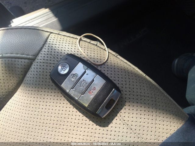 5XXGN4A70FG405687 KIA OPTIMA EX