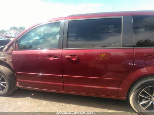 2C4RDGEG0HR698492 Dodge Grand Caravan Gt