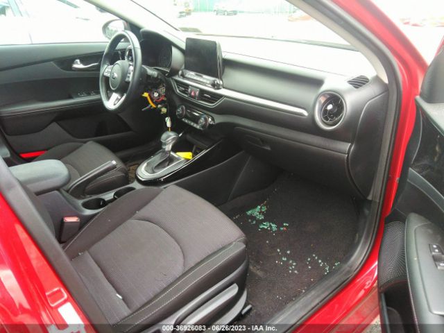 3KPF34AD8KE017245 KIA FORTE S