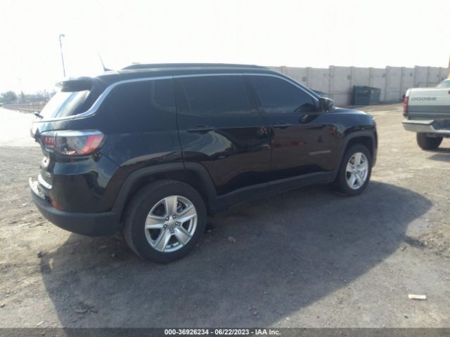 3C4NJDBBXNT125154 Jeep Compass Latitude
