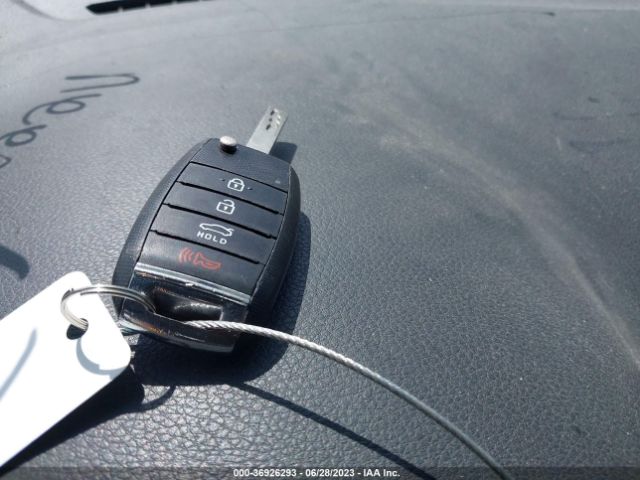 3KPA24AB0KE167006 KIA RIO S