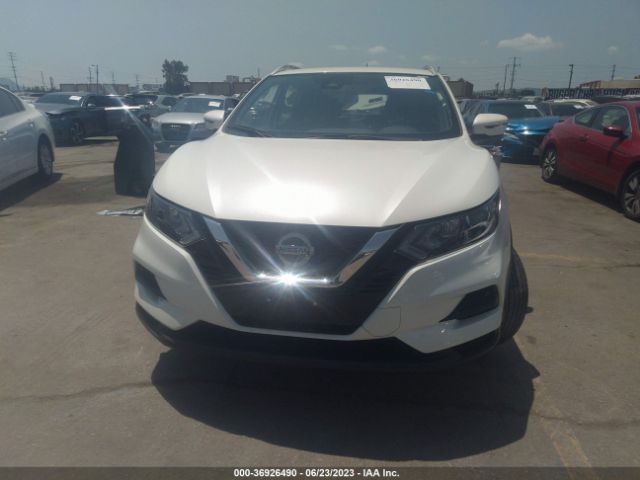 JN1BJ1CV8LW275641 Nissan Rogue Sport Sv