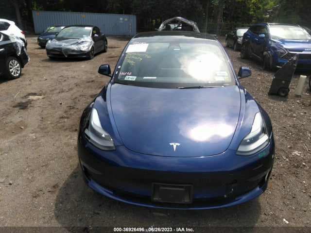 36926496 :رقم المزاد ، 5YJ3E1EBXNF288522 vin ، 2022 Tesla Model 3 Long Range مزاد بيع