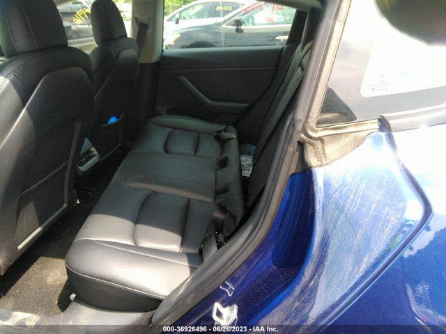 36926496 :رقم المزاد ، 5YJ3E1EBXNF288522 vin ، 2022 Tesla Model 3 Long Range مزاد بيع