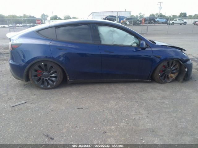 7SAYGDEF1PF696157 Tesla Model Y Performance