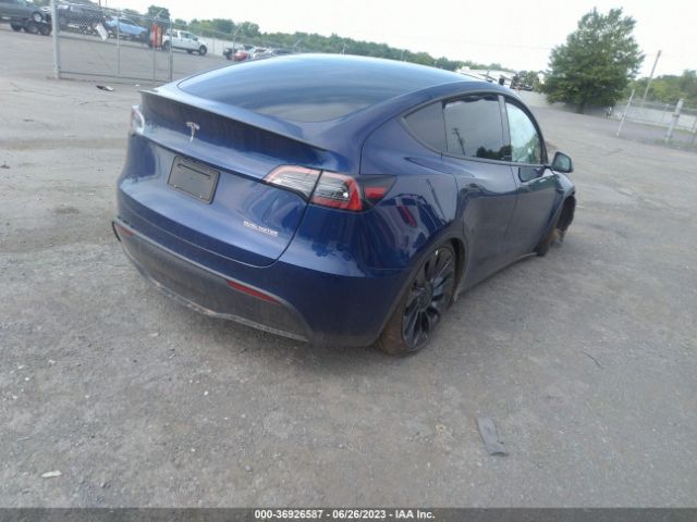 7SAYGDEF1PF696157 Tesla Model Y Performance