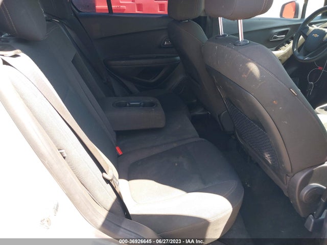 Chevrolet TRAX LS 2018 KL7CJKSB0JB627014 Image 8