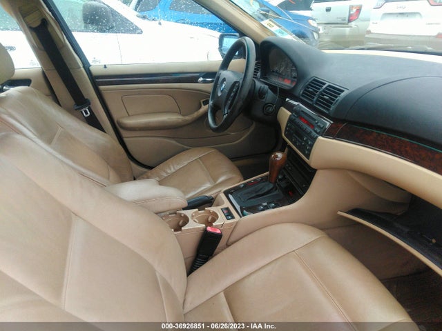 2005 BMW 3 SERIES 325I VIN: WBAEV33465KX10147