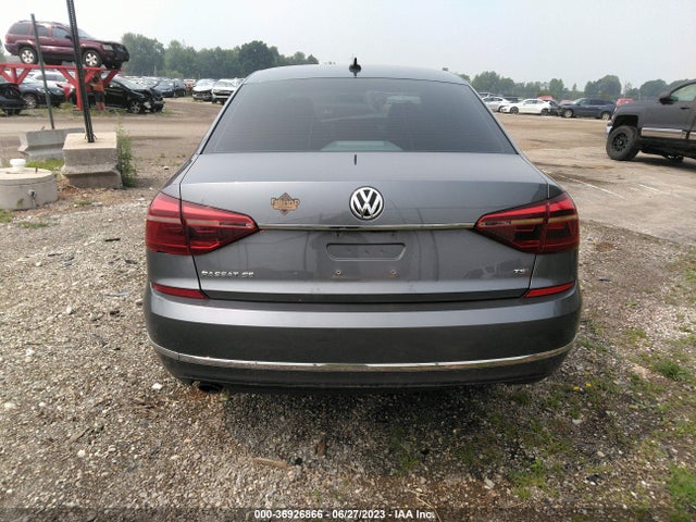 1VWBA7A36JC016420 Volkswagen Passat 2.0t Se