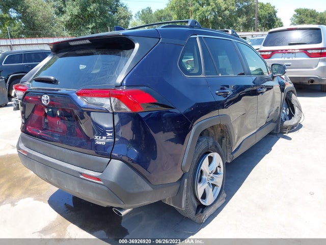 2021 TOYOTA RAV4 XLE VIN: JTMP1RFV0MD077100