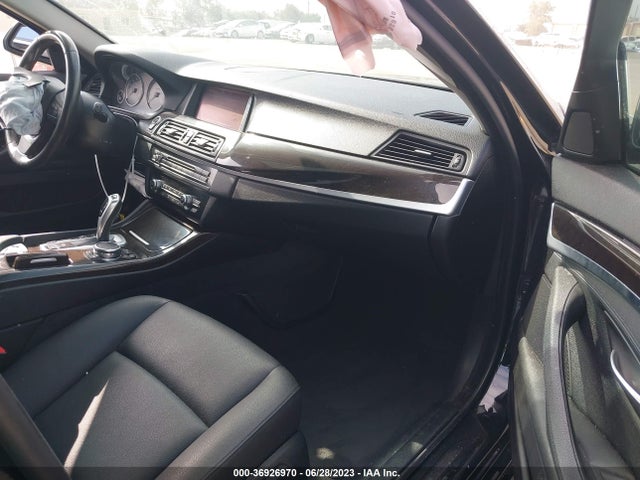 WBA5A5C56FD525005 BMW 528I