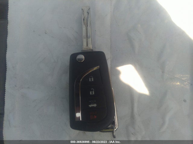 Toyota CAMRY LE 2020 4T1C11AK5LU396287 Image 3