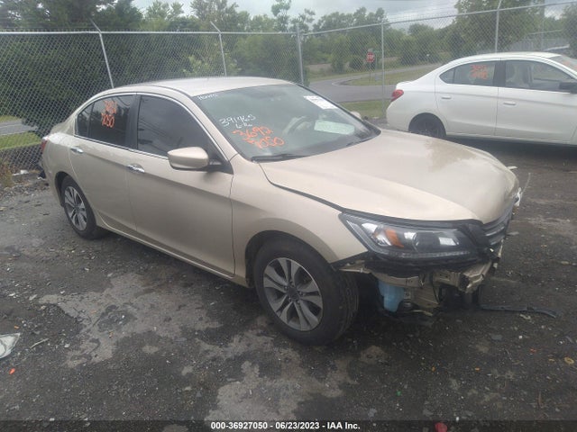 2015 1HGCR2F35FA240780 main image