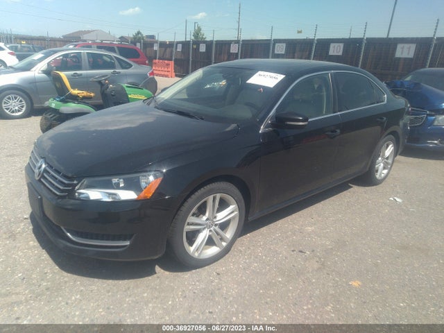 1VWBS7A3XEC048032 Volkswagen Passat Se W/sunroof