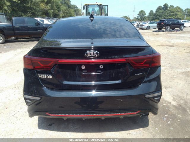 3KPF34AD9LE218945 KIA Forte Gt-line