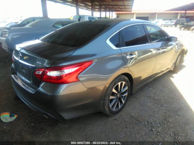 1N4AL3AP7HC195572 Nissan Altima 2.5 Sv