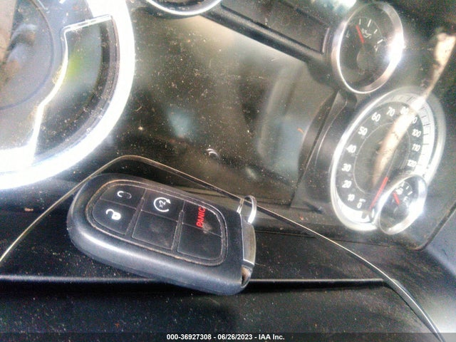 1C6RR7UT9FS685338 RAM 1500 Sport