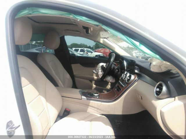 55SWF8EBXKU286766 Mercedes-Benz C-class C 300