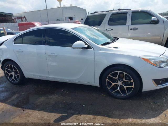 2G4GL5EX8H9101275 Buick Regal Sport Touring