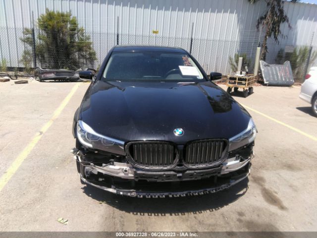 WBA7E2C55HG739884 BMW 7 Series 740i