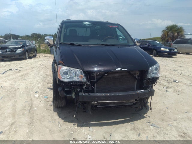 2C4RC1GG9ER232326 Chrysler Town & Country Limited