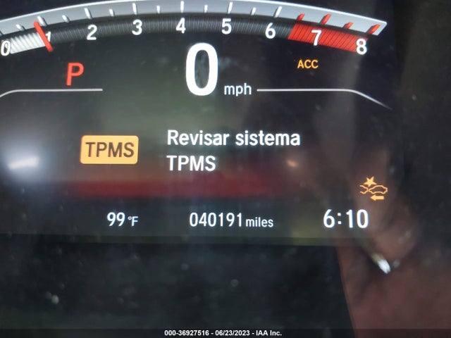 2017 HONDA CR-V TOURING VIN: 2HKRW2H97HH628351