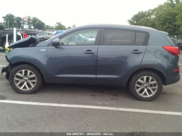 KNDPBCAC8G7832996 KIA Sportage Lx