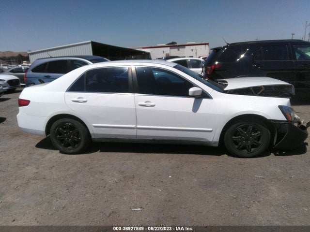 2005 HONDA ACCORD SDN LX VIN: 1HGCM56455A139004