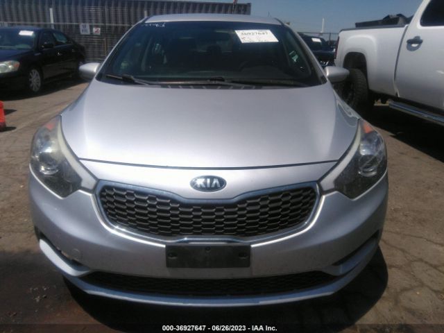 KNAFK4A69G5563301 KIA FORTE LX