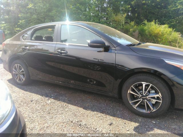 3KPF24AD2PE595688 KIA Forte Lxs