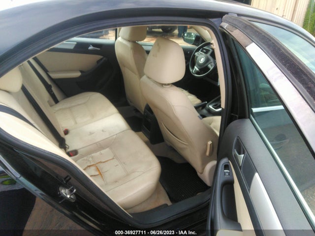 2013 VOLKSWAGEN JETTA SEDAN SE W/CONVENIENCE VIN: 3VWDP7AJ7DM201553