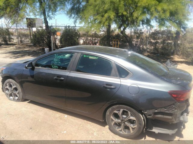 3KPF24ADXLE175557 KIA Forte Lxs
