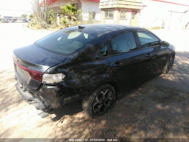 3KPF24ADXLE175557 KIA Forte Lxs