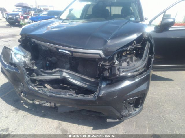 JF2SKAGC3KH496393 Subaru Forester Premium