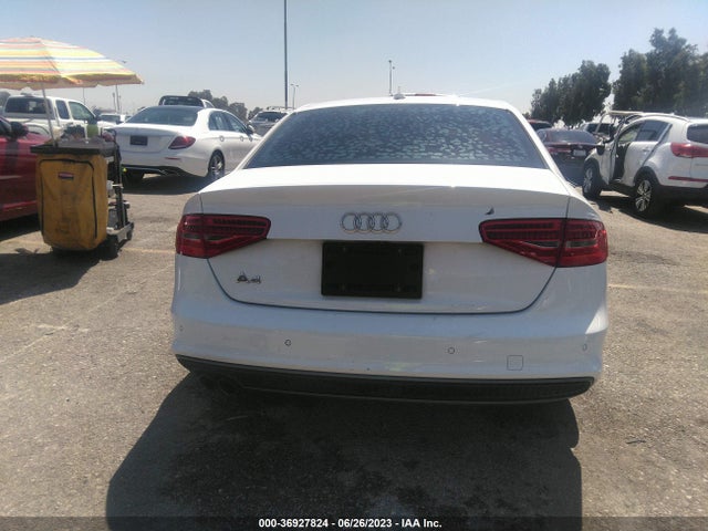 WAUEFAFLXFN013424 Audi A4 Premium Plus