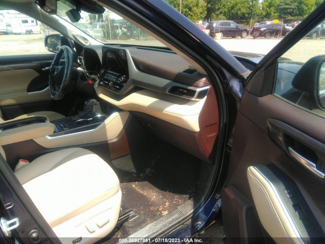 Toyota Highlander Hybrid Platinum 2021 5TDEBRCH5MS016283 Image 5