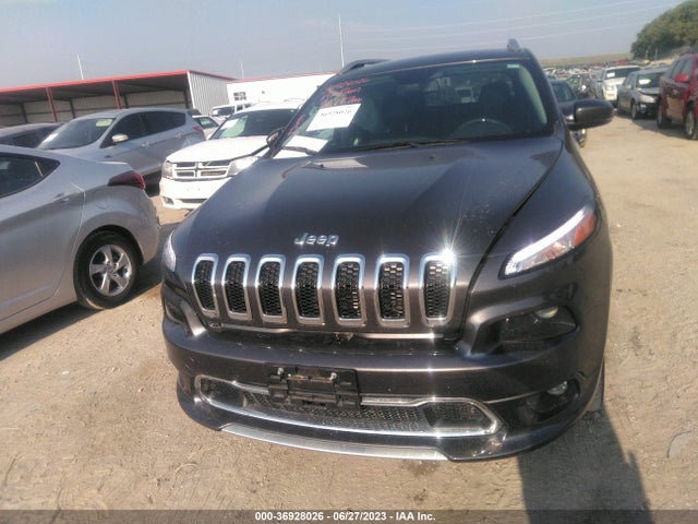 1C4PJMJX9JD594211 Jeep Cherokee Overland