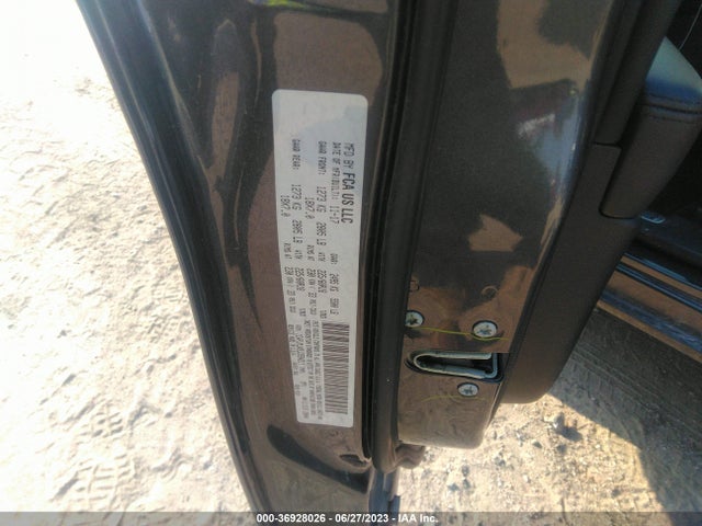 1C4PJMJX9JD594211 Jeep Cherokee Overland