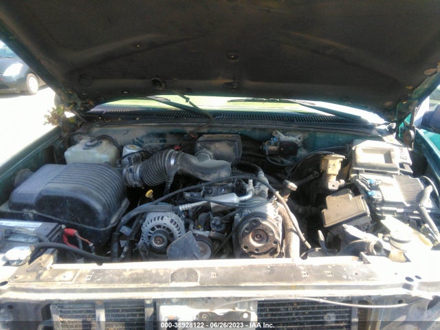 1997 CHEVROLET C/K 1500 2GCEC19R3V1172121 Photo 9