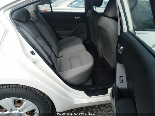 KNAFK4A69F5292089 KIA FORTE LX