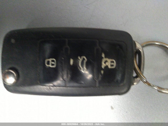2014 VOLKSWAGEN CC WVWBP7AN7EE529382 Photo 10