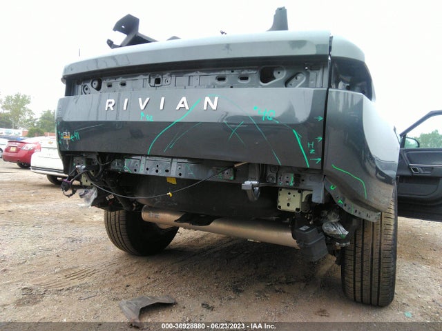 2022 Rivian R1T, VIN: 7FCTGAAA2NN007719