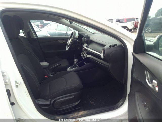 3KPF24AD1ME394196 KIA Forte Lxs